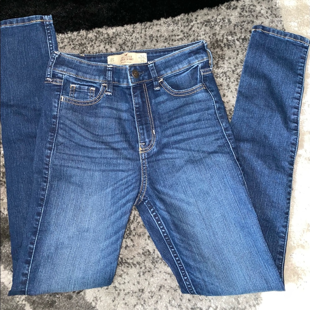 Hollister jeans